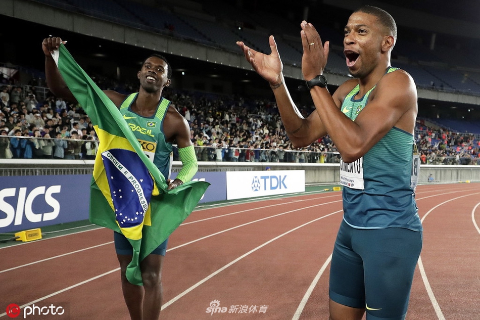 接力世锦赛巴西爆冷夺冠