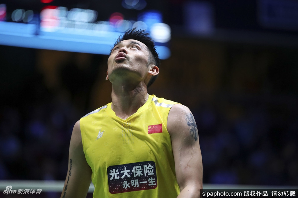 [法国羽毛球赛]林丹0-2不敌谌龙