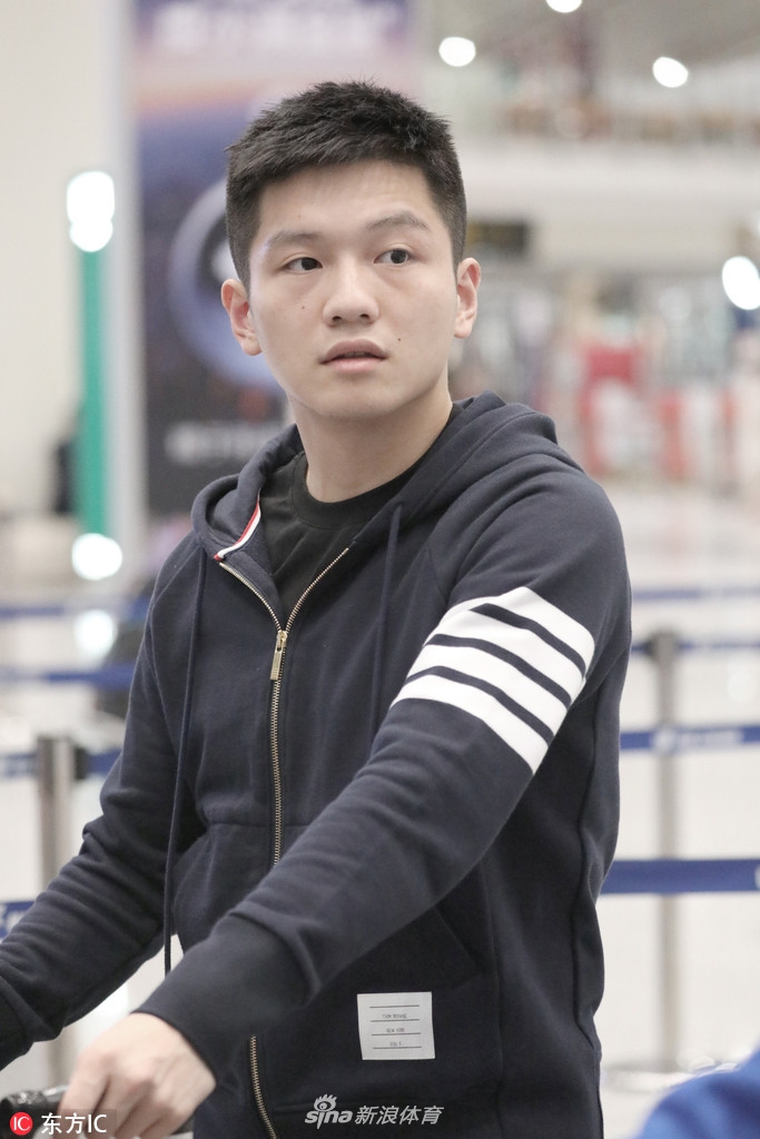 樊振东出征世界杯