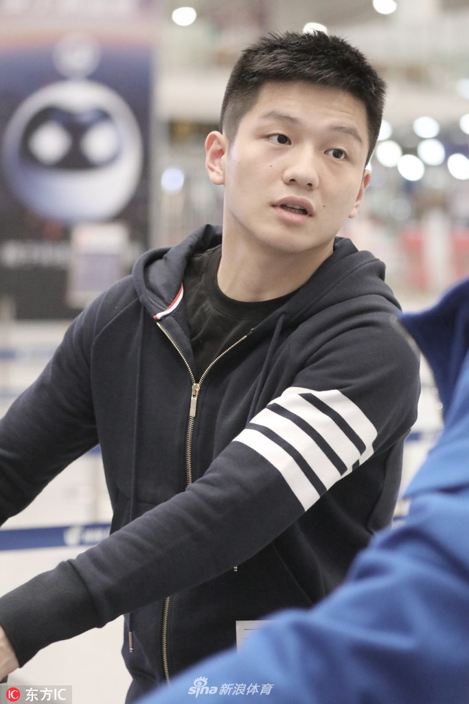 樊振东出征世界杯