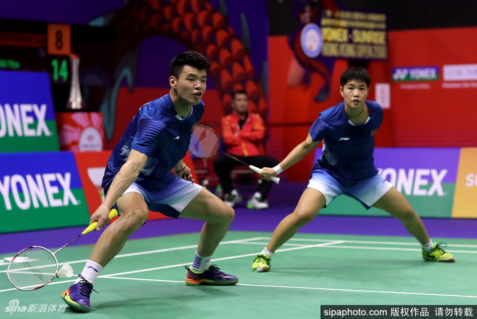 港羽赛黄东萍／王懿律进决赛