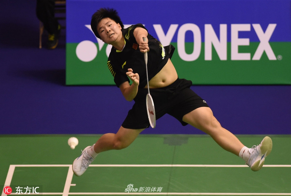 港羽赛何冰娇2-0蔡炎炎进8强