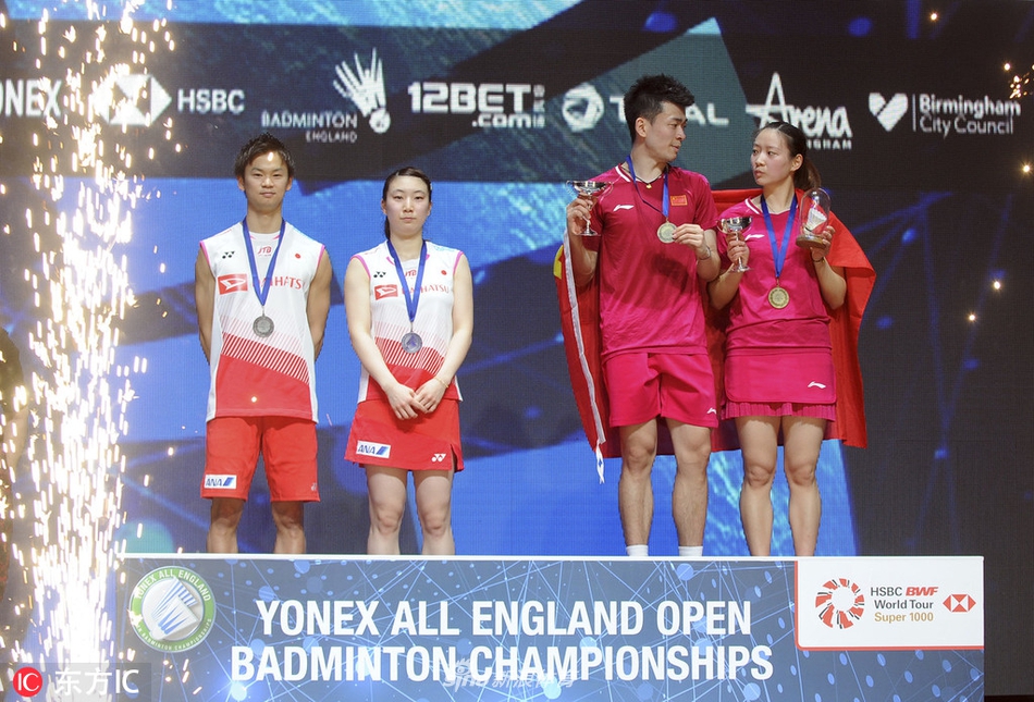 全英赛郑思维/黄雅琼捧杯图集