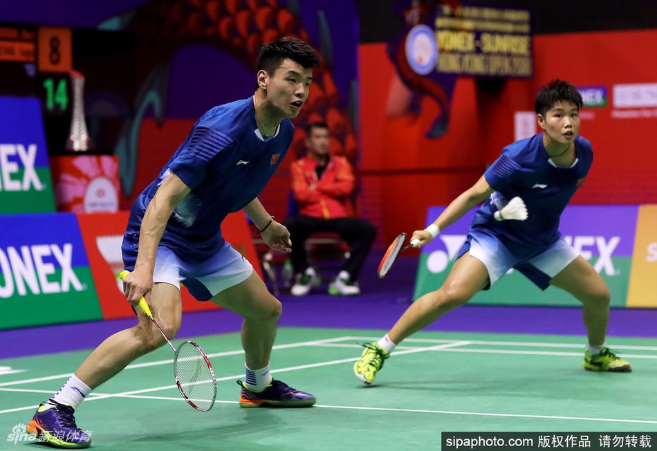 港羽赛黄东萍／王懿律进决赛
