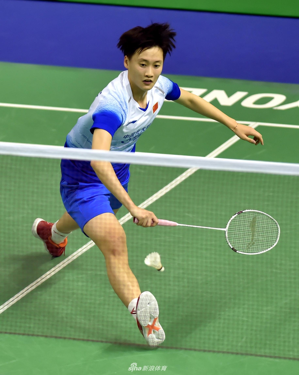 香港赛陈雨菲2-1何冰娇