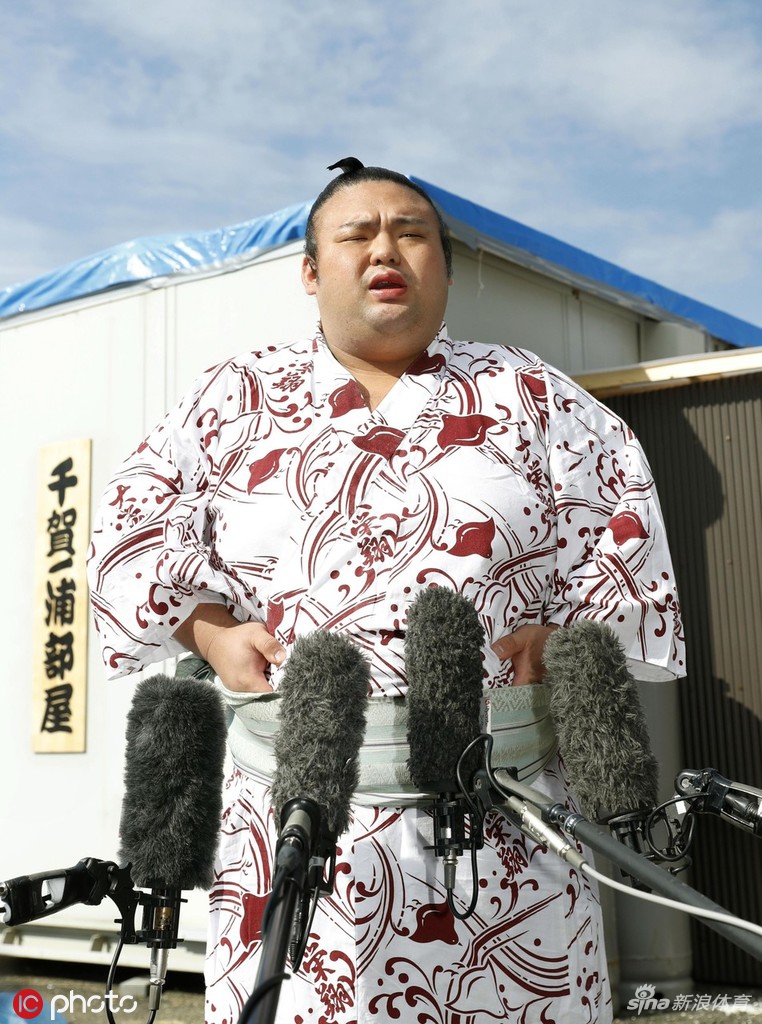 相扑选手贵景胜光信晋升大关_高清图集_新浪网