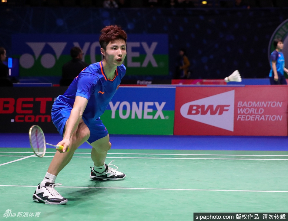 全英赛首轮石宇奇2-0安东森