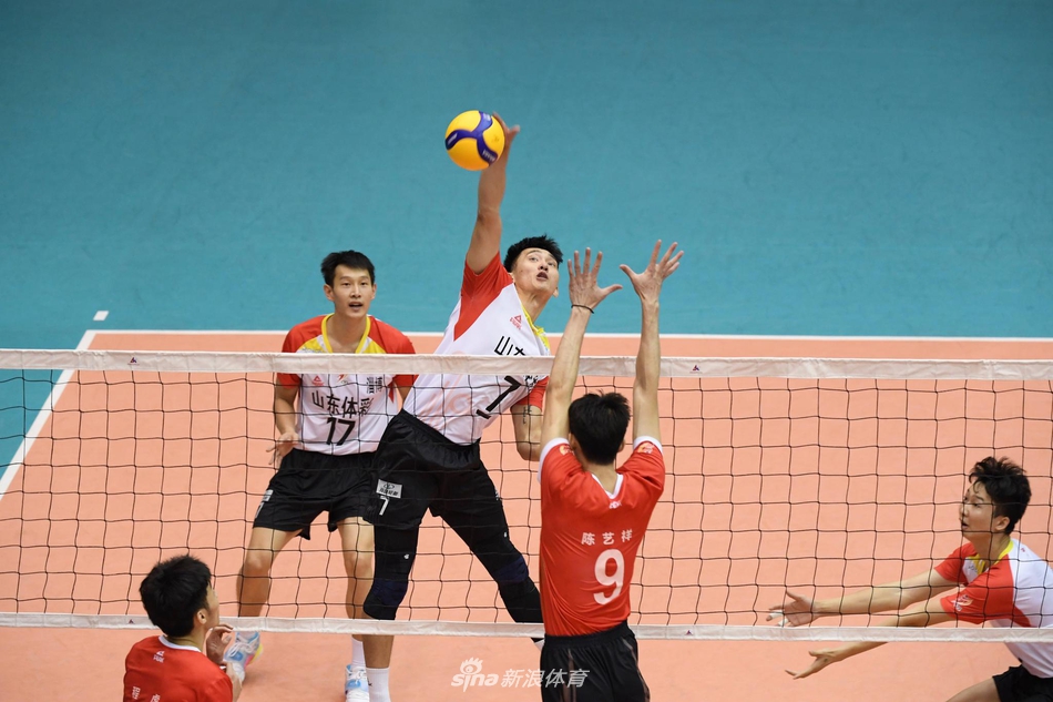 全锦赛山东男排3-0福建