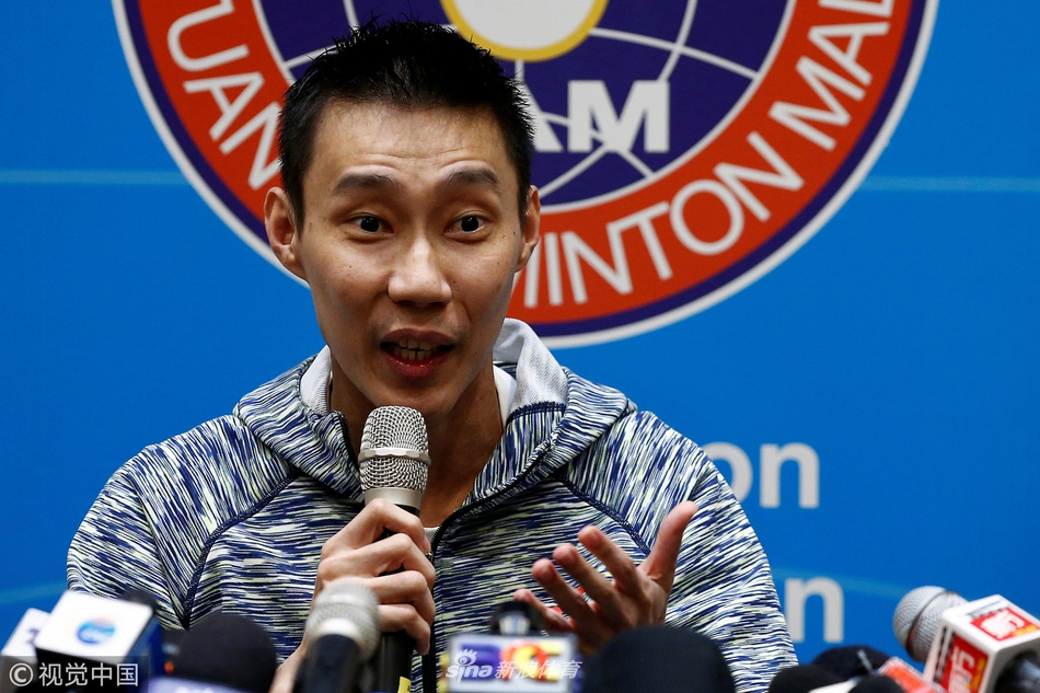 李宗伟患癌后首次出席发布会