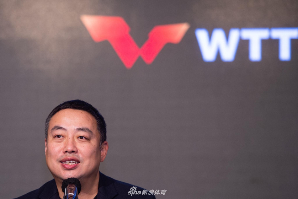 马龙、丁宁等出席澳门赛抽签