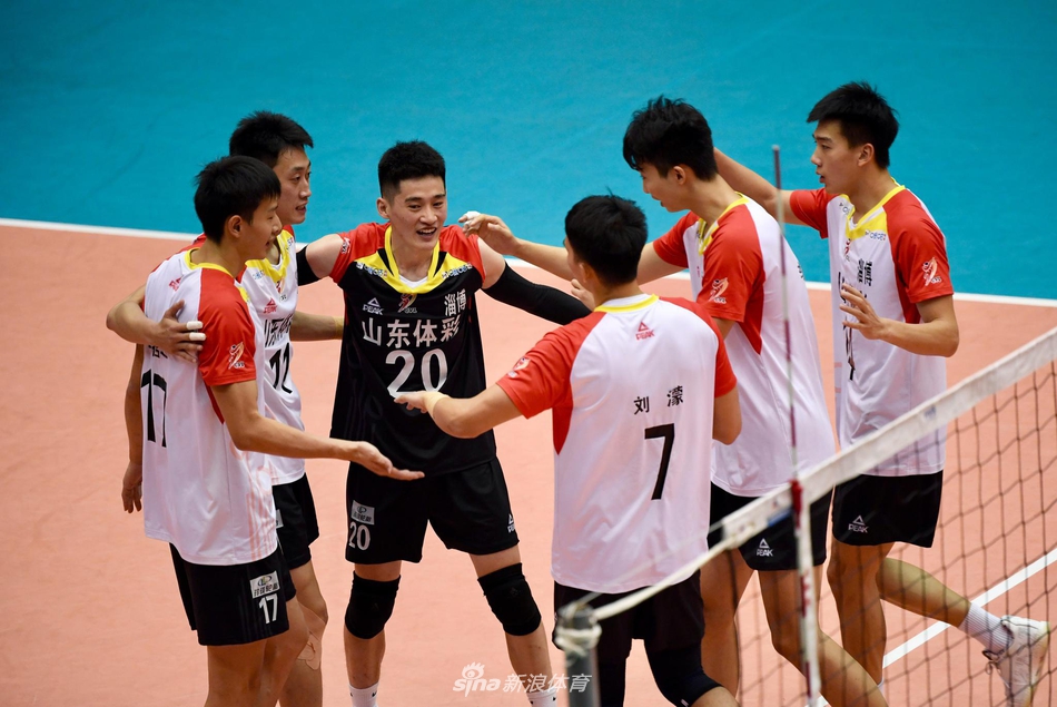 全锦赛山东男排3-0福建
