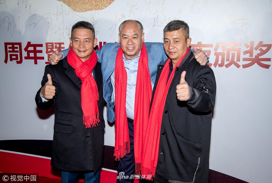 李宁领衔出席仙桃体操之夜