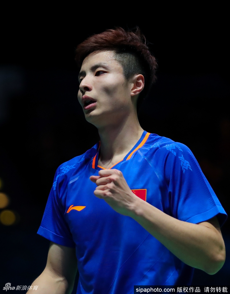 全英赛首轮石宇奇2-0安东森