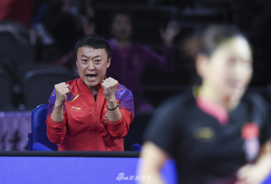 卡乒赛昕雯联播混双夺冠