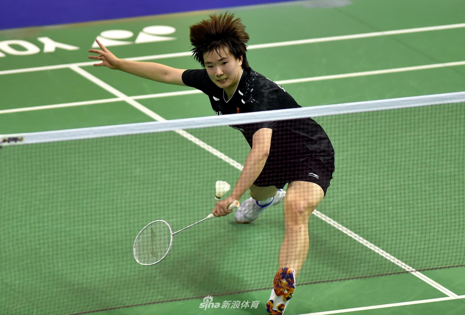 香港赛陈雨菲2-1何冰娇