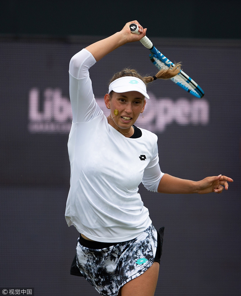 荷兰赛梅尔滕斯晋级次轮