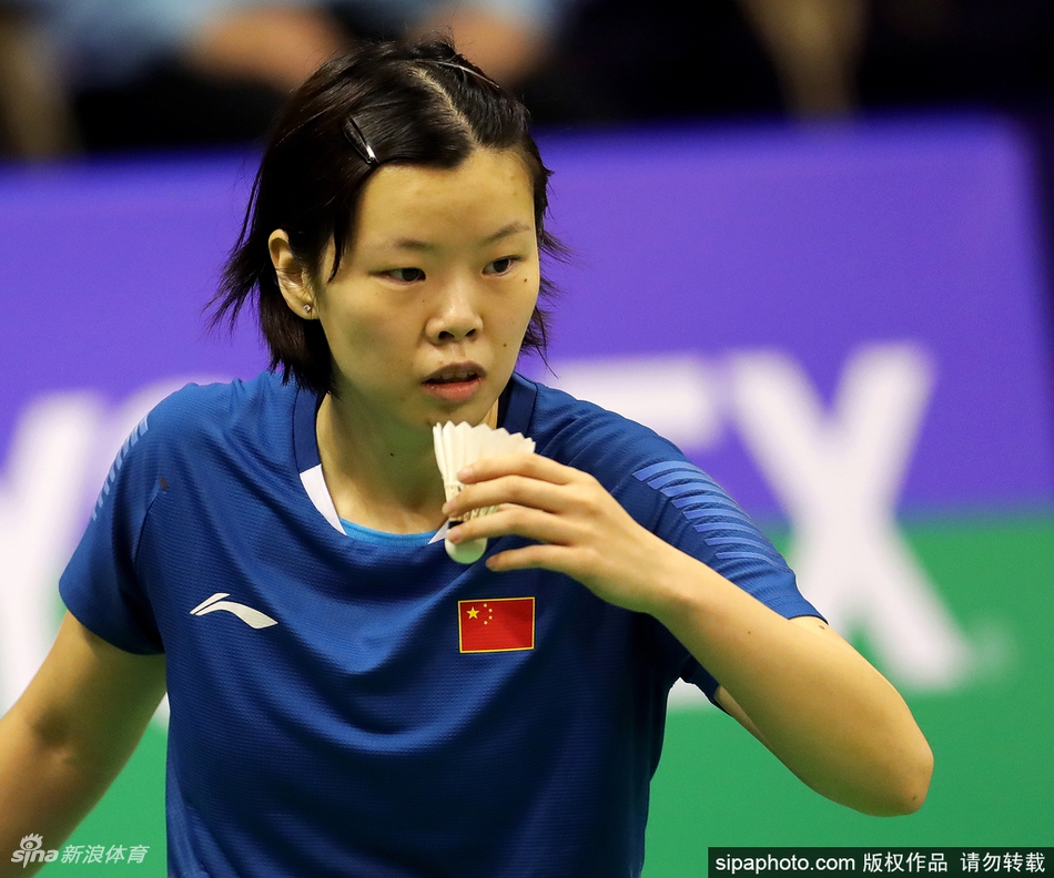 香港资格赛李雪芮2-0金效F