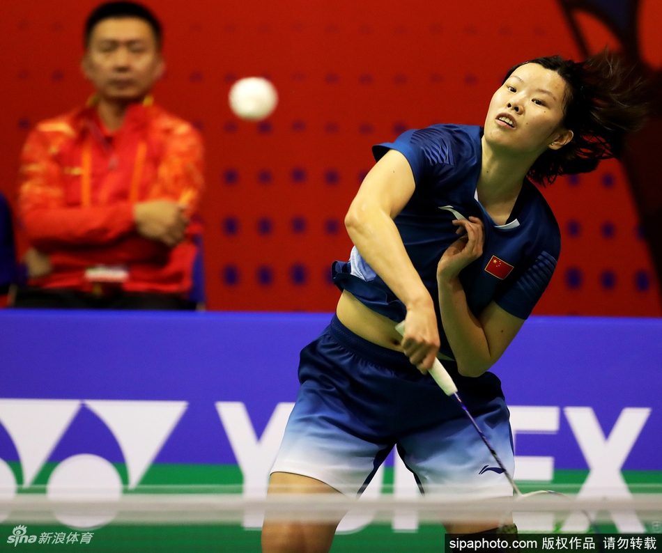 香港资格赛李雪芮2-0金效F