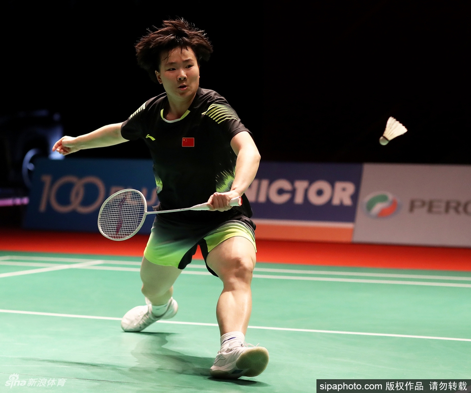 大马赛何冰娇2-0布桑兰