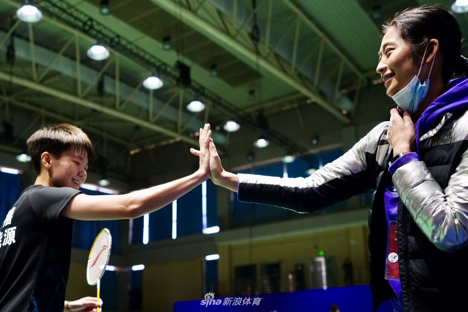 羽球全锦赛女团福建一队进决赛