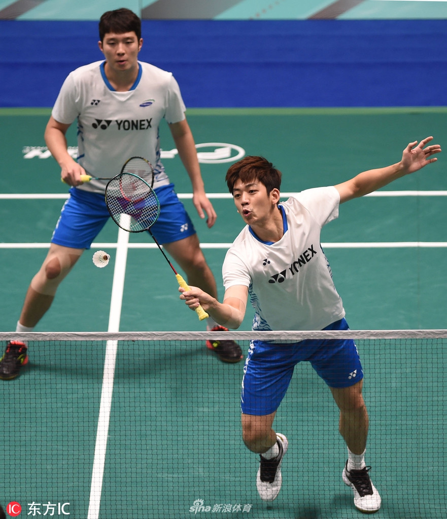 澳门赛李龙大/金基正男双夺冠