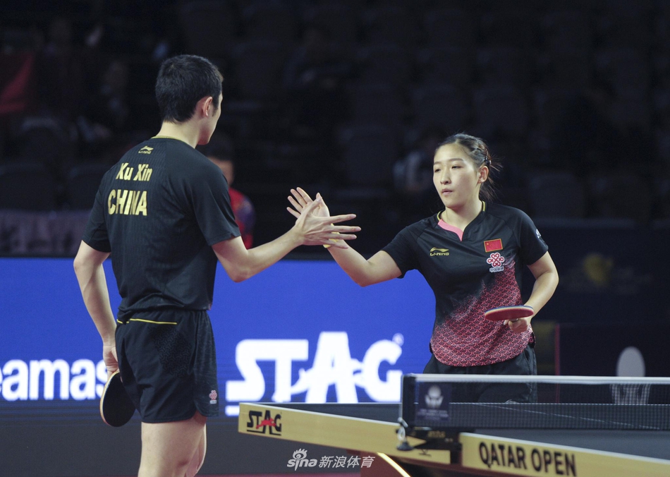 卡乒赛昕雯联播混双夺冠