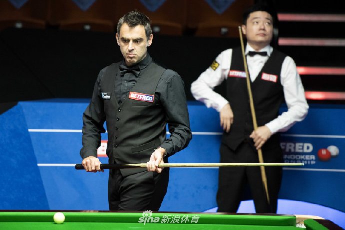 世锦赛-丁俊晖8-8奥沙利文