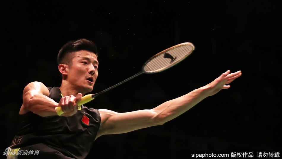 马大师赛谌龙跻身四强