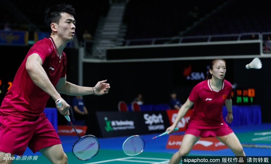 新加坡赛郑思维/黄雅琼进次轮