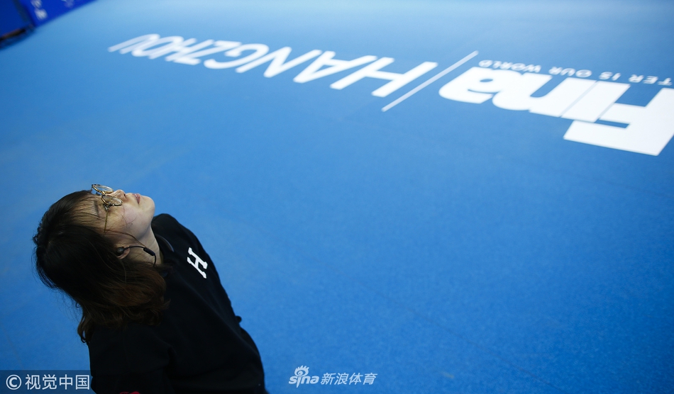 傅园慧参加短池世锦赛测试赛