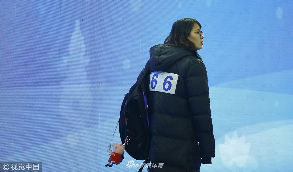 傅园慧参加短池世锦赛测试赛