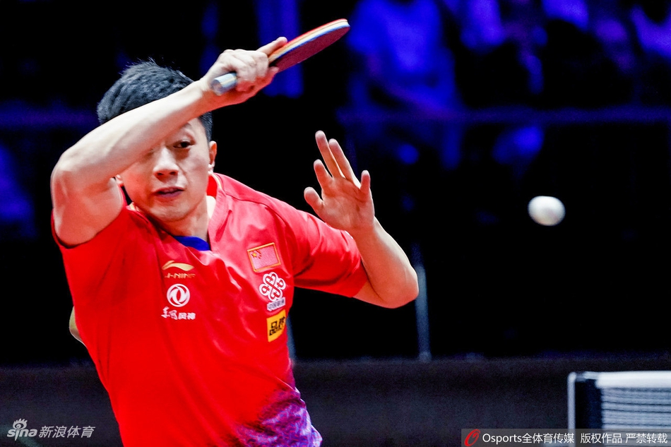 世乒赛马龙4-0晋级次轮