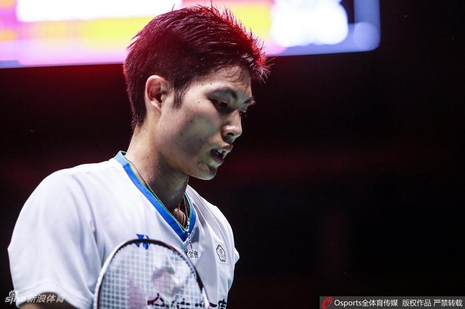 亚锦赛石宇奇2-0周天成进决赛