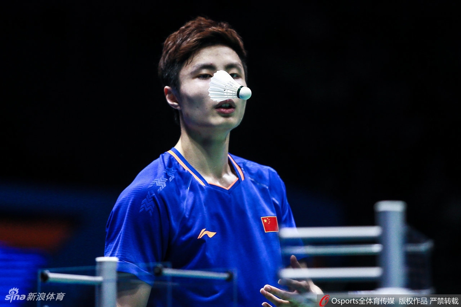 亚锦赛石宇奇2-0周天成进决赛