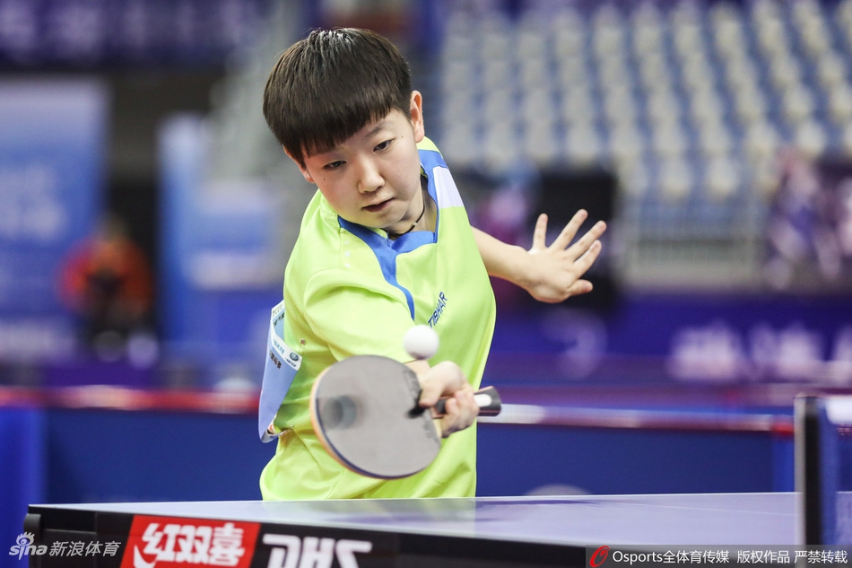 孙颖莎出战全锦赛女团比赛