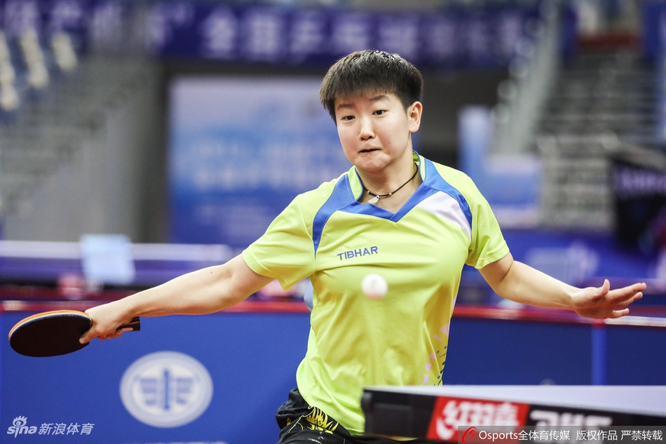 孙颖莎出战全锦赛女团比赛