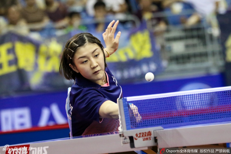 全锦赛女团决赛陈梦3-1朱雨玲