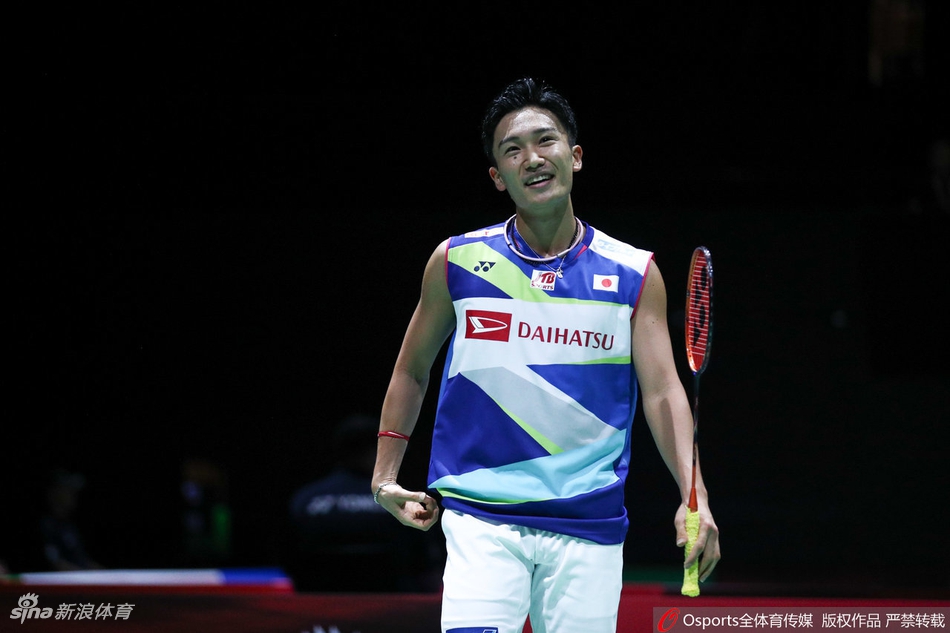 世锦赛桃田贤斗2-0进次轮