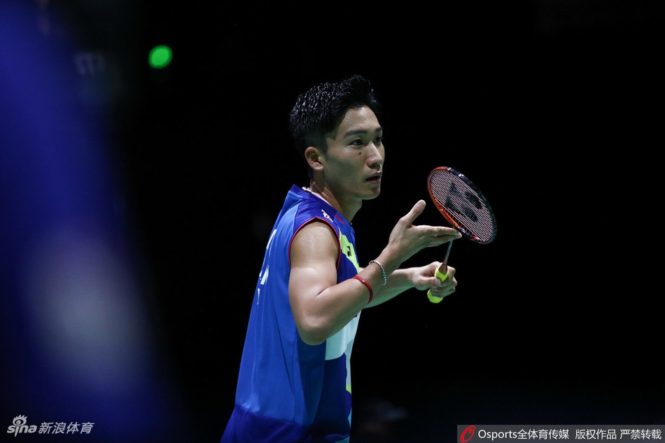 世锦赛桃田贤斗2-0进次轮