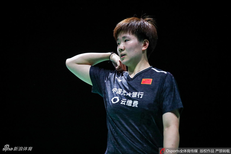 世锦赛何冰娇2-1大堀彩