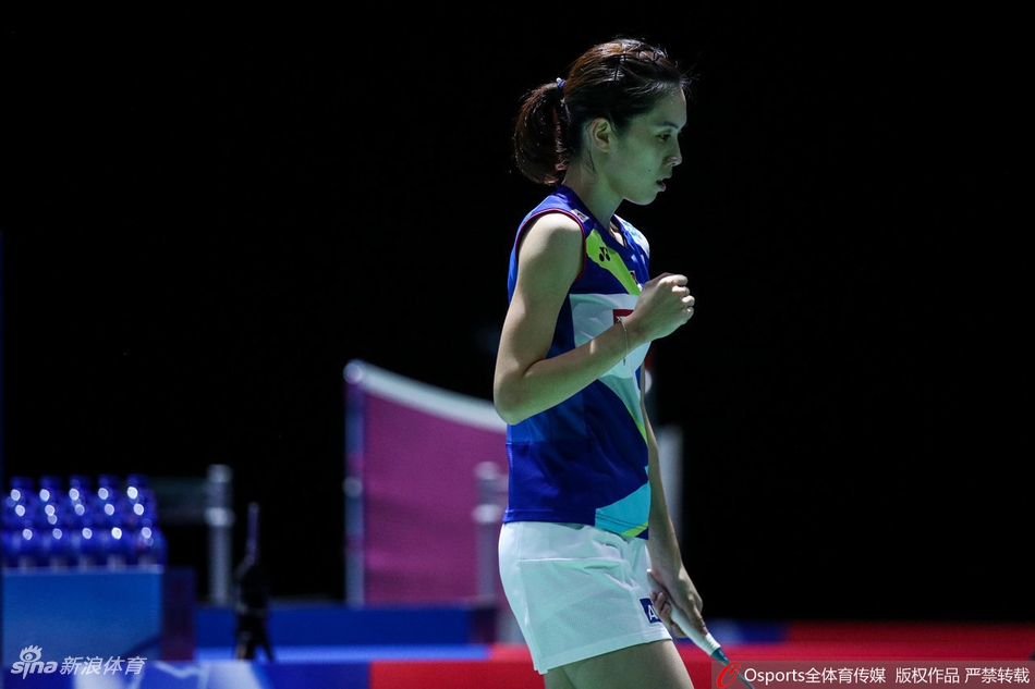 世锦赛何冰娇2-1大堀彩