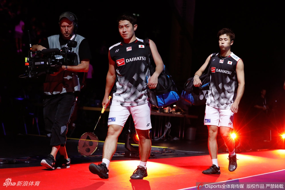 世锦赛李俊慧／刘雨辰无缘决赛