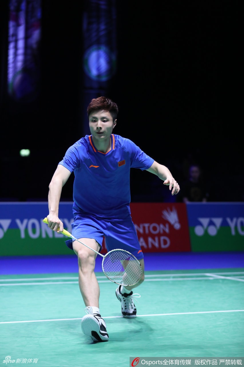 全英赛石宇奇2-0横扫进四强