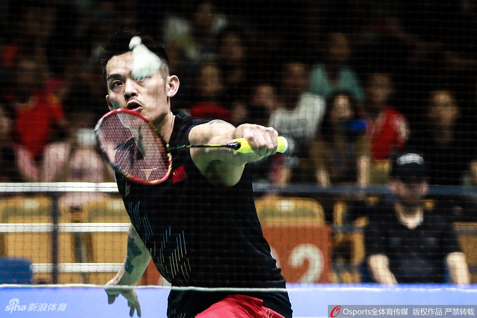 亚锦赛林丹0-2周天成
