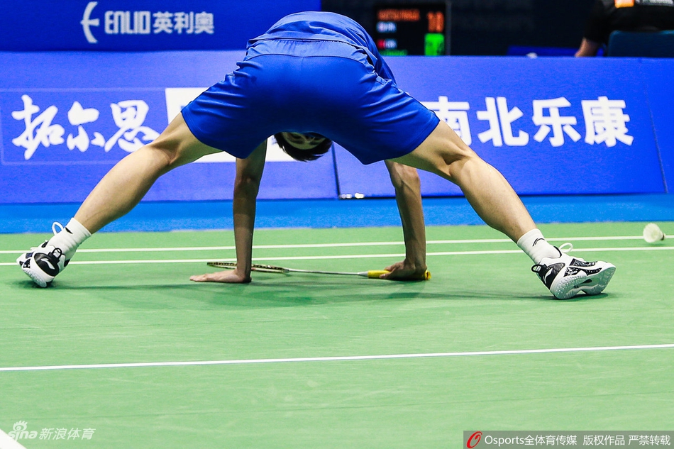 亚锦赛石宇奇2-0维尔马进四强