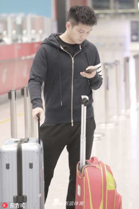 樊振东出征世界杯