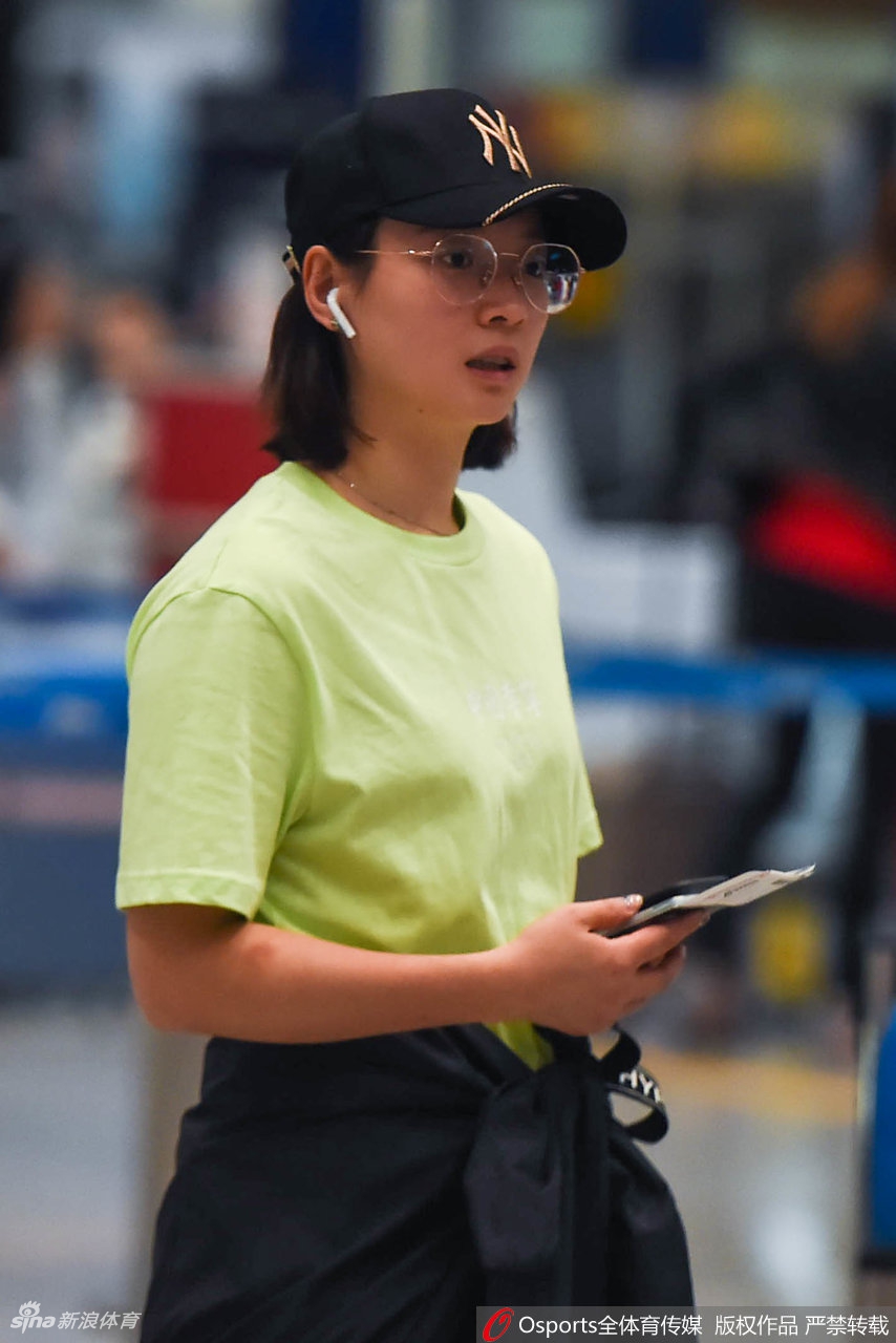 雅思组合出征巴塞尔世锦赛