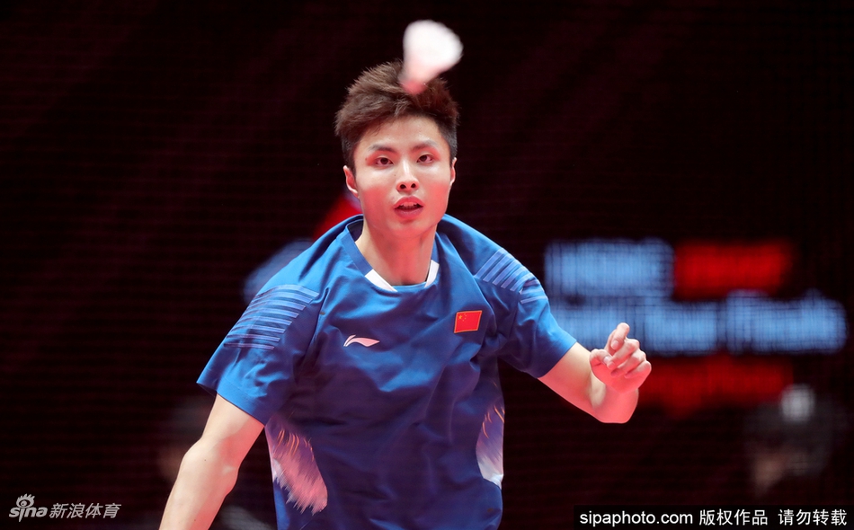 总决赛石宇奇2-0金廷两连胜