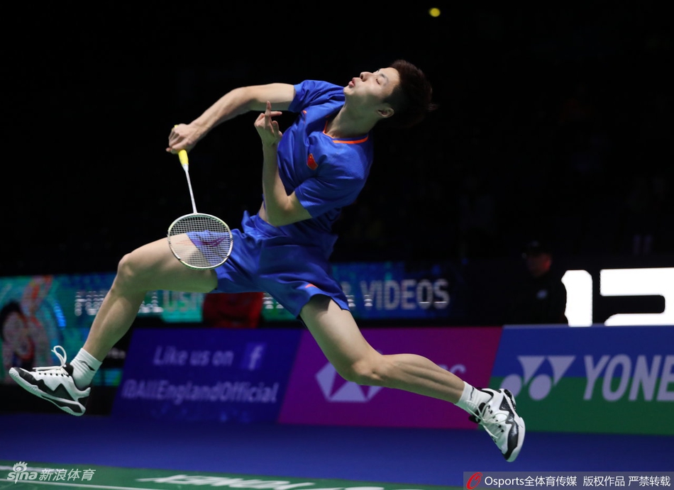 全英赛石宇奇2-0横扫进四强