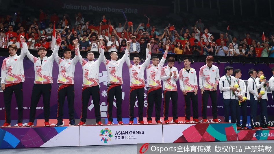 亚运羽球男团颁奖仪式